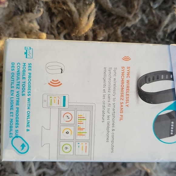 Fitbit Flex Wireless Activity & Sleep Tracker - Picture 3 of 5